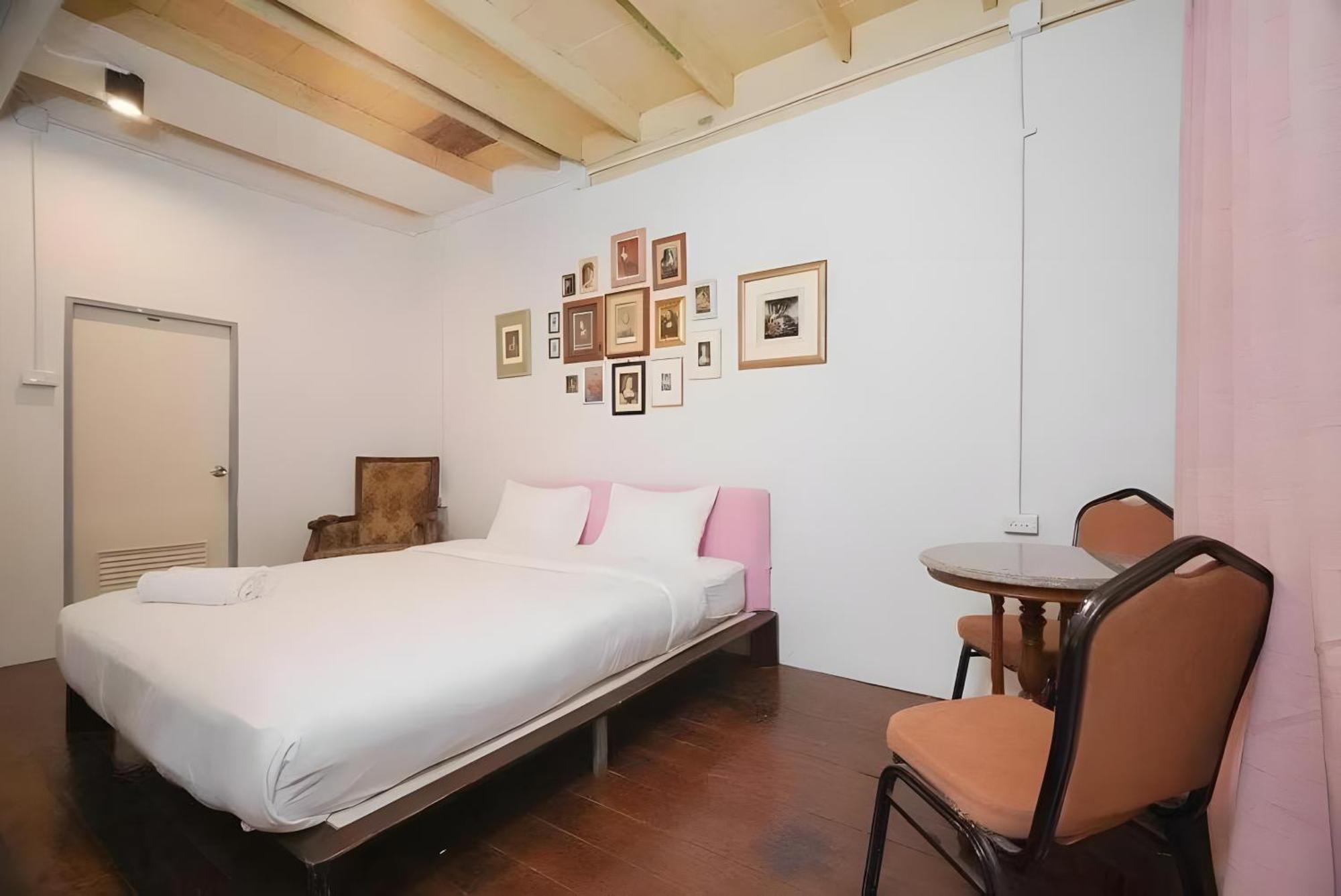 Mitr Inn Yaowarat 2 - มิตร อินน์ เยาวราช Banguecoque Exterior foto