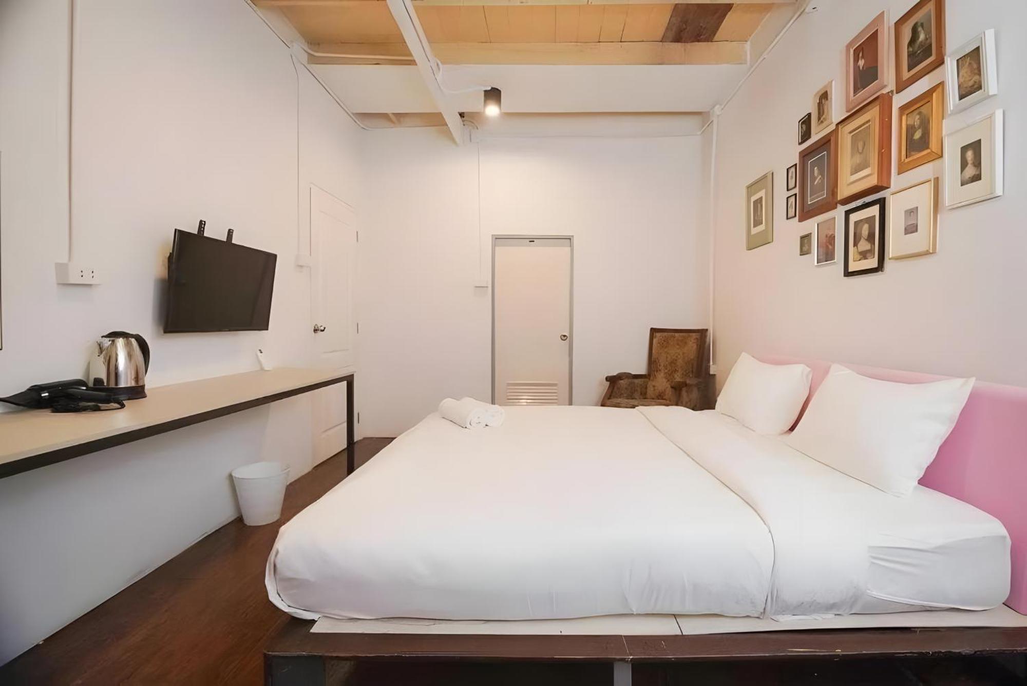Mitr Inn Yaowarat 2 - มิตร อินน์ เยาวราช Banguecoque Exterior foto